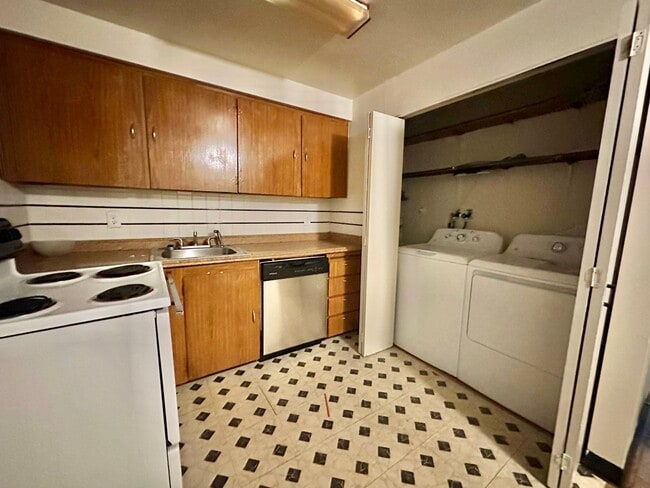 Photo - 3809-3811 SE 164th Avenue Unit 3809