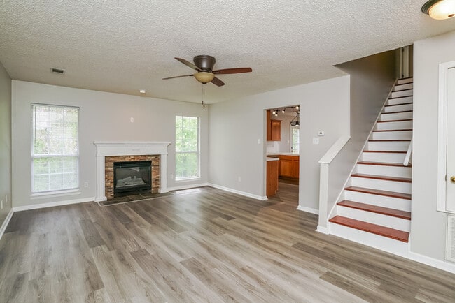 905 Pheasant Cove