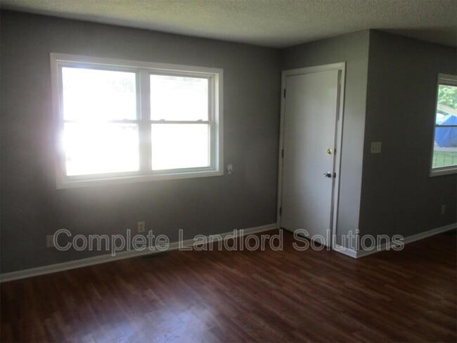 Photo - 5921/5923 East Braddock Avenue - 5923