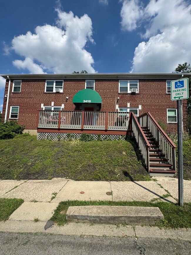Building - 3410 Cleveland Ct Unit 3