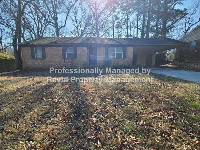 Building Photo - Large 3 bed 1.5 bath!