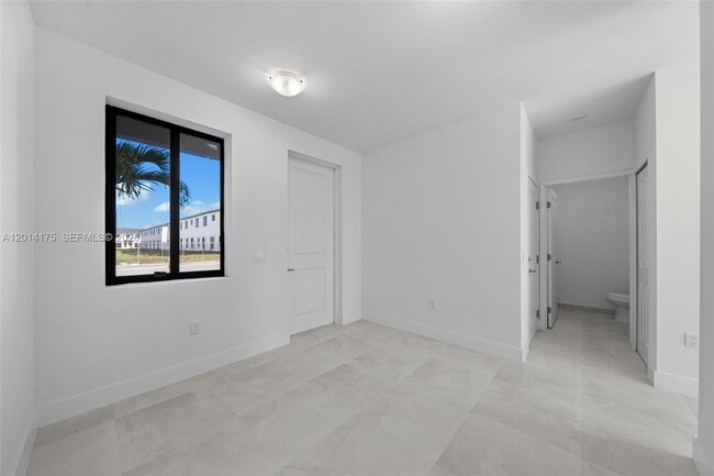 Photo - 1280 N Flagler Ave
