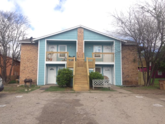 Building Photo - 4904 Merritt Dr Rental