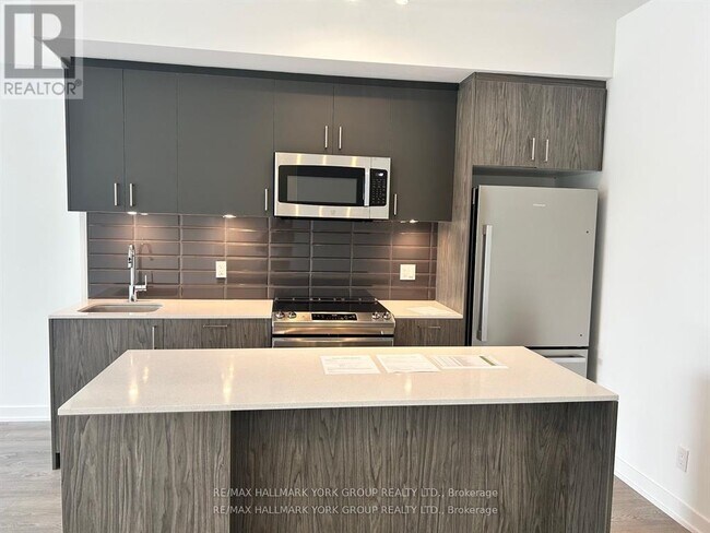 Photo - 35 Birchcliff Ave