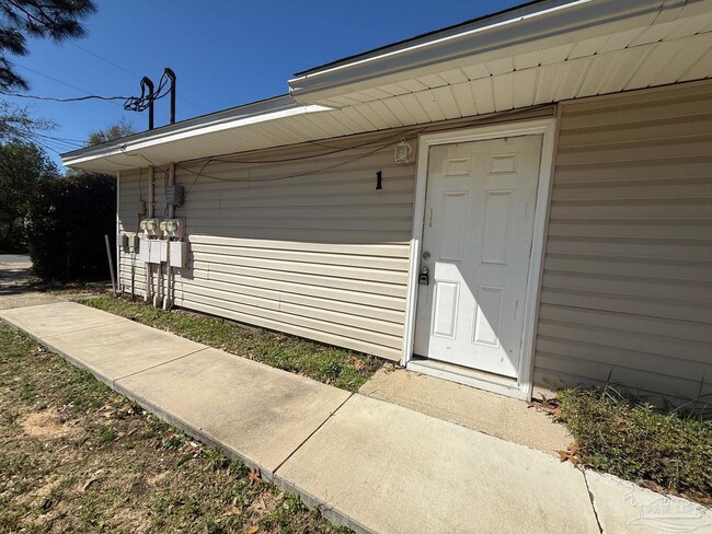 Photo - 3410 Green Briar Ct