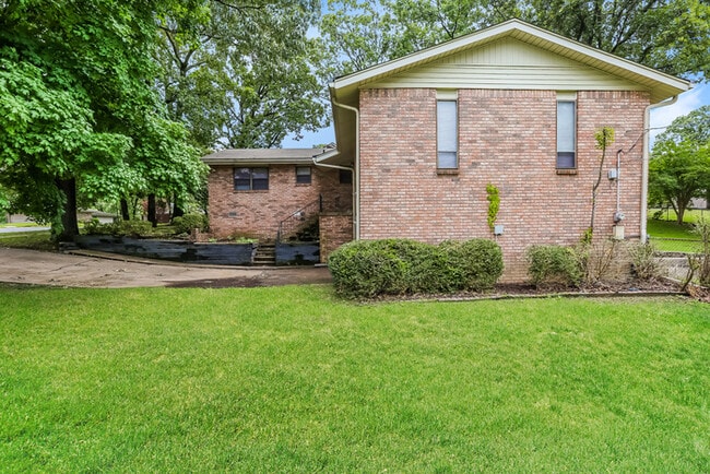 Photo - 5425 Randolph Rd