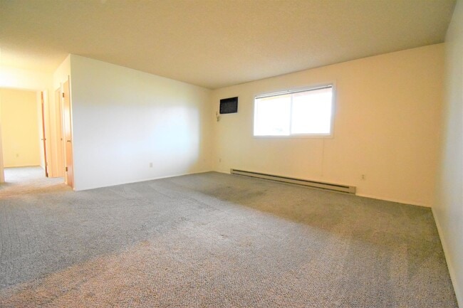 Photo - Great 2 bedroom one bath apartment. Close to MSU. Unit 45