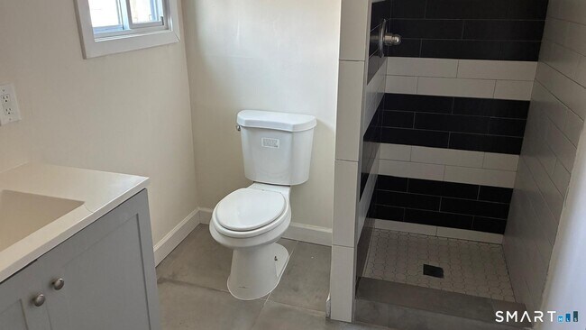 Photo - 54 North Ave Unit 3