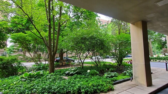 Photo - 1516 Hinman Ave Unit 308