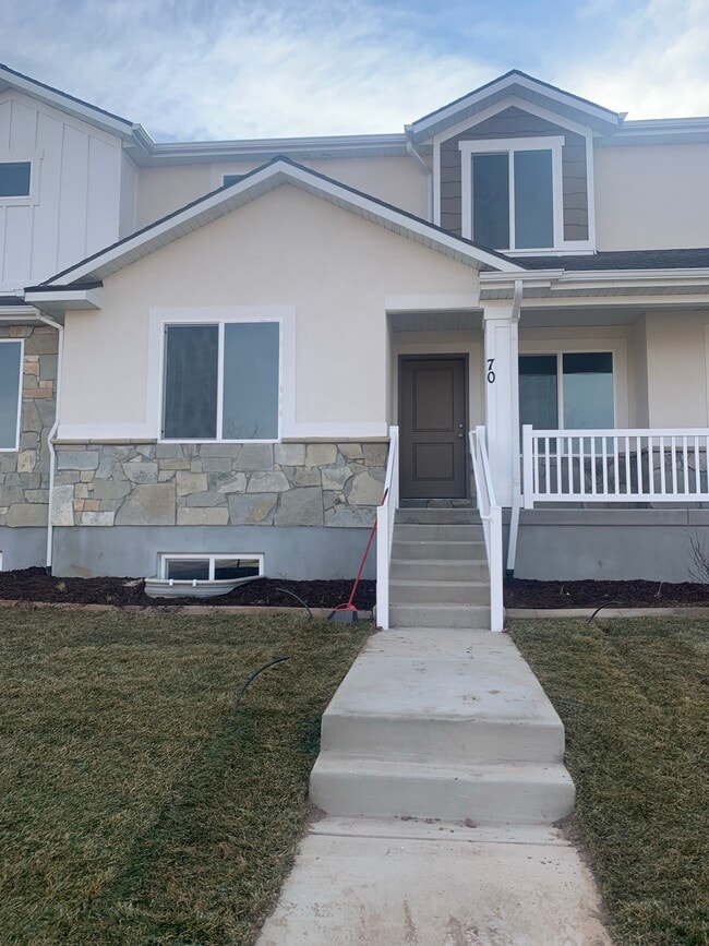 Building Photo - 70 E Ginger Gold Rd Rental