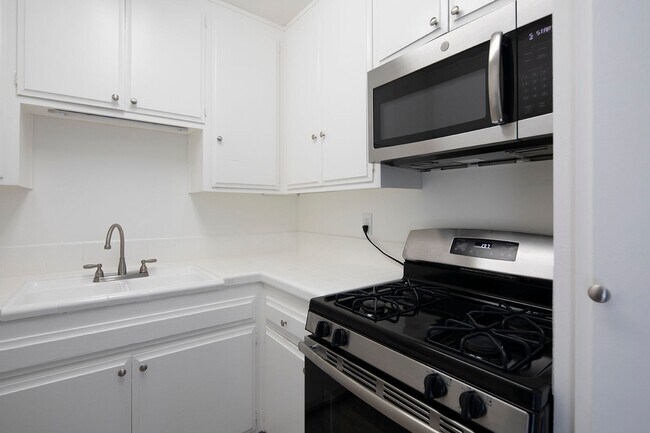 PR Talmadge Apartments