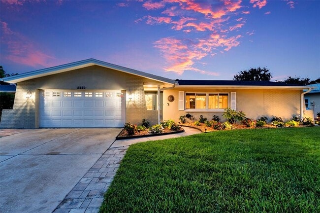 Photo - 2420 Fairbanks Dr