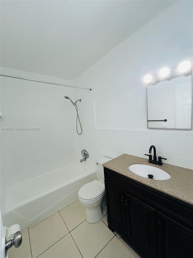 Photo - 626 SW 14th Ave Unit 114