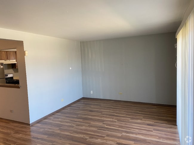 Building Photo - 236 S Yates Ave Rental