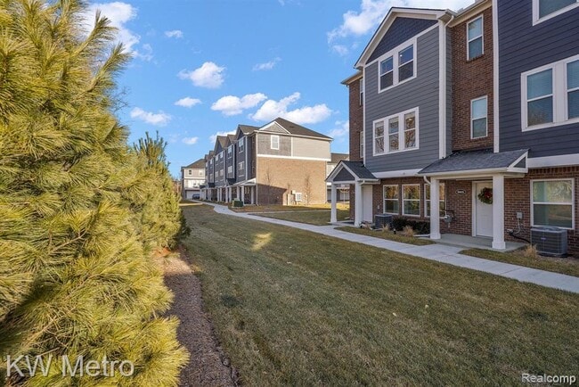 Photo - 5931 Stella Dr