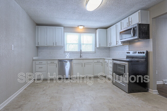 Photo - 312 N Ash Ave