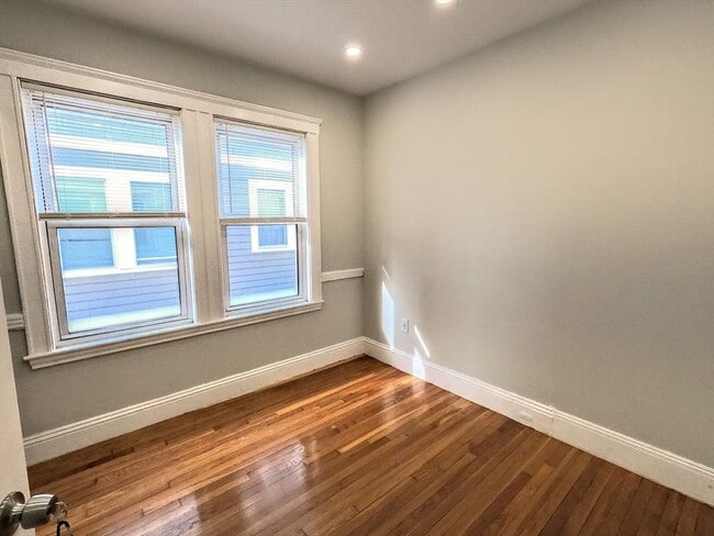 Photo - 3957 Washington St Unidad U3