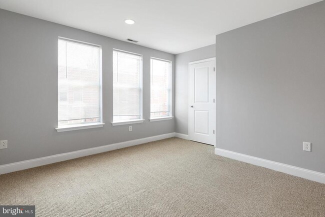 Photo - 1940 N Gratz St Unit 2