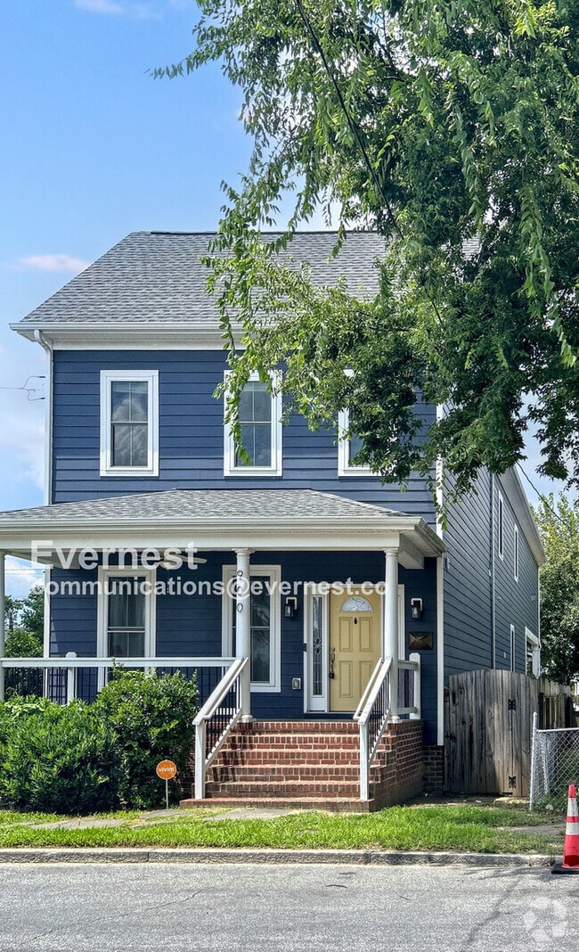 Building Photo - 900 N 27th St Rental