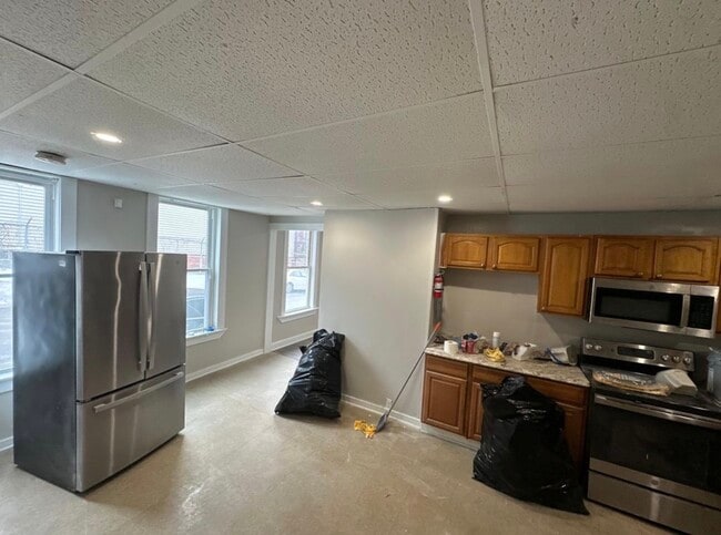 Building Photo - 33 Providence St Unit 33 Providence St, Worcester, MA 01604  #1
