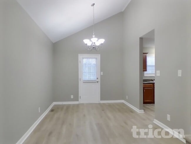 Photo - 1335 Loren Circle