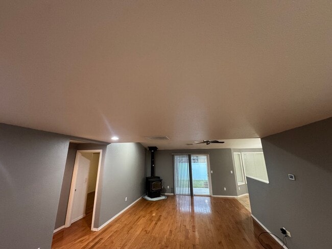 Photo - 509 Chelan Ave