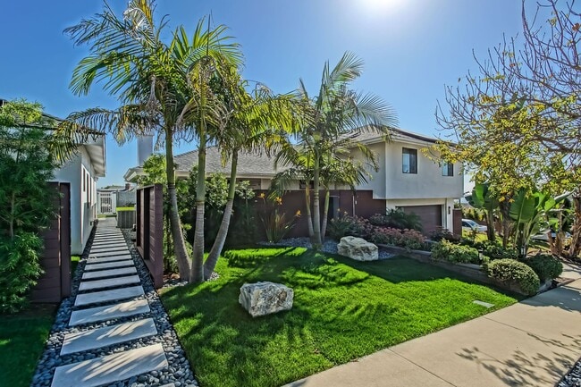 Building Photo - Beautifully Remodeled, Bright & Modern 4BR3BA Home w/ 2BR1BA Guest House On Sprawling Corner Lot ...