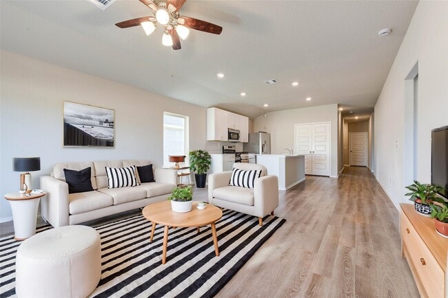 Photo - 127 Sterling River Ln