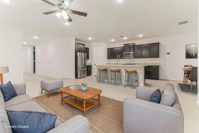 Photo - 4576 W Hannah St