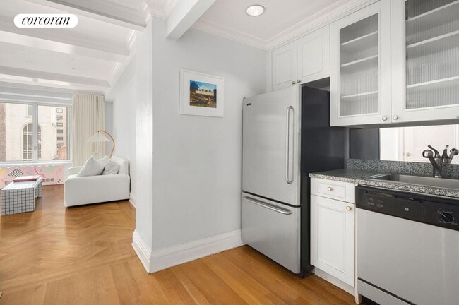 Photo - 502 Park Ave