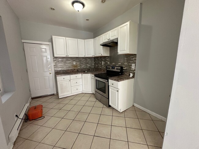 Photo - 4947 Hoopes St