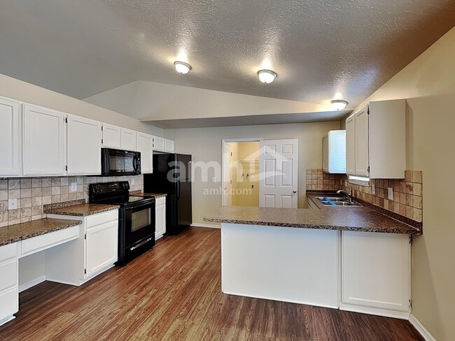 Photo - 4296 S 6180 W