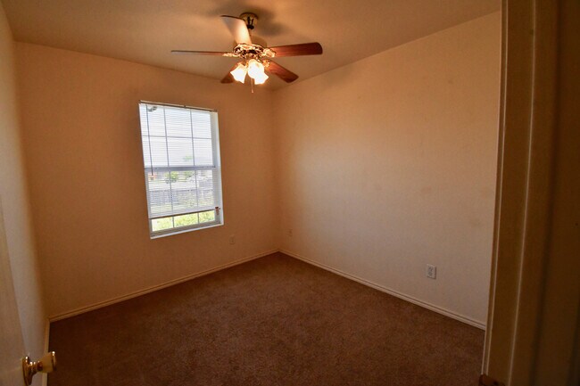 4003 Doraine Ct