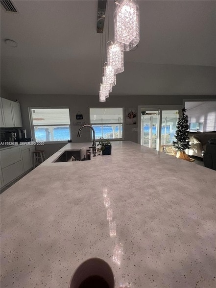 Photo - 310 S 3rd St