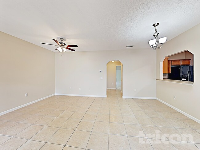 Photo - 5555 Village Pond Cir