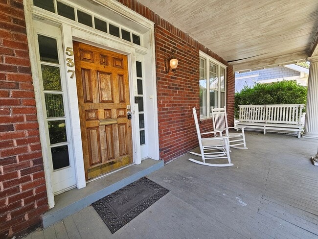 Photo - 537 Washington Park Unit #A