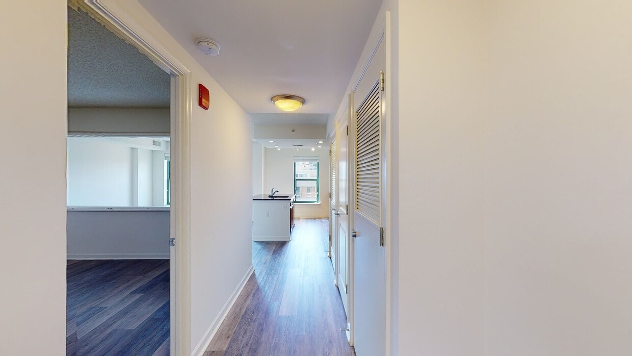 Photo - 1301 Thomas Circle Apartments