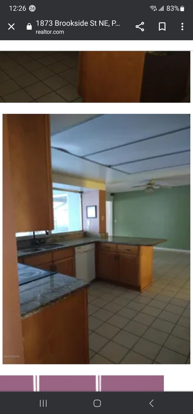 Photo - 1873 Brookside St NE