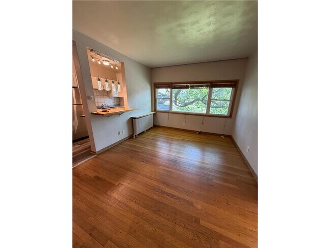Photo - 2176 W Dayton Ave Unit 8