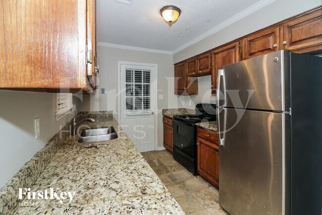 Photo - 6550 Fox Horn Pl