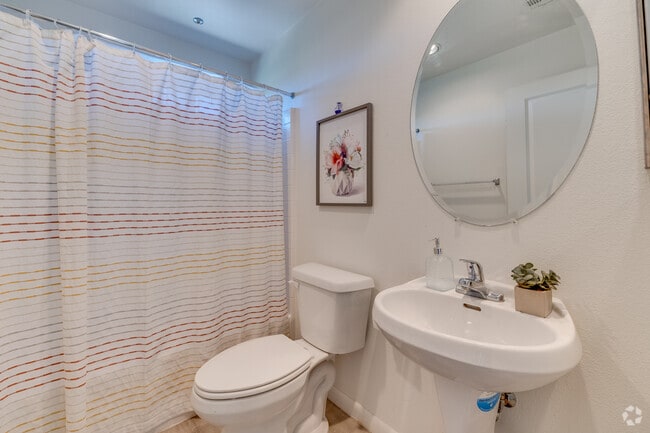 2BR, 2BA - 956SF - Second Bathroom