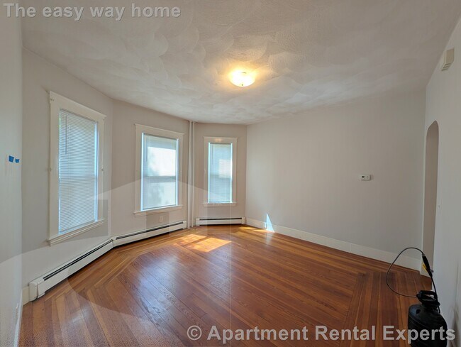 100 North St Unit 1