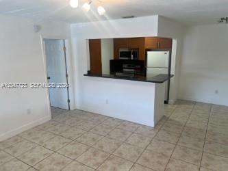 Photo - 6040 Shaker Wood Cir Unit 203
