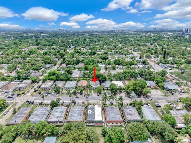 Building Photo - 1326 NW 8th Ave Rental