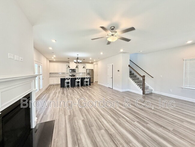 Photo - 3648 Four Leaf Wy