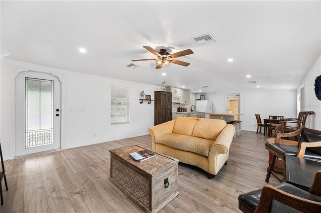 Photo - 4218 Lake Hancock Rd