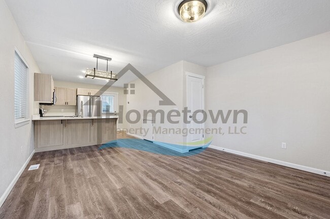 Photo - 2 Bedroom 2 Bath Home with Attached Garage Available in Coeur d'Alene!