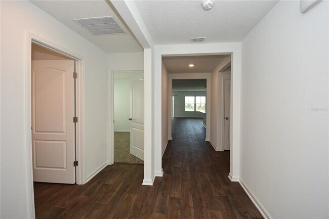 Photo - 9 Springwood Dr