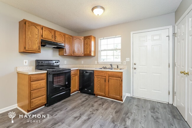 Photo - 1350 Woodruff Glen Dr