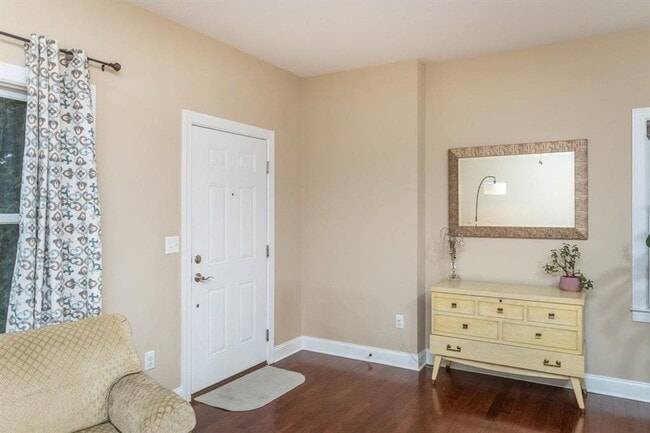 Photo - Spacious Townhouse with BONUS THEATER ROOM